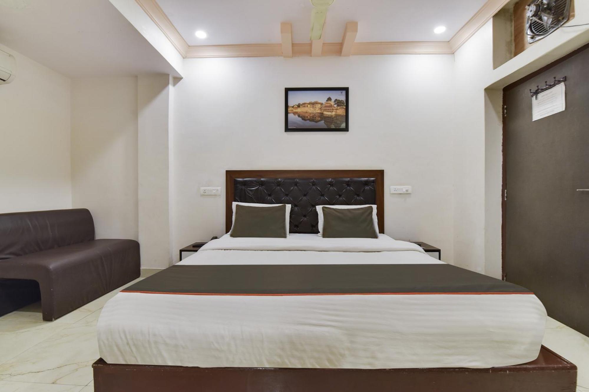 Super Hotel O Ratnam Palace Udaipur Eksteriør bilde