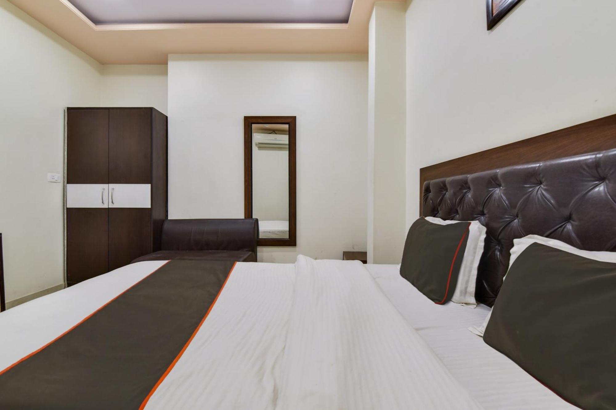 Super Hotel O Ratnam Palace Udaipur Eksteriør bilde
