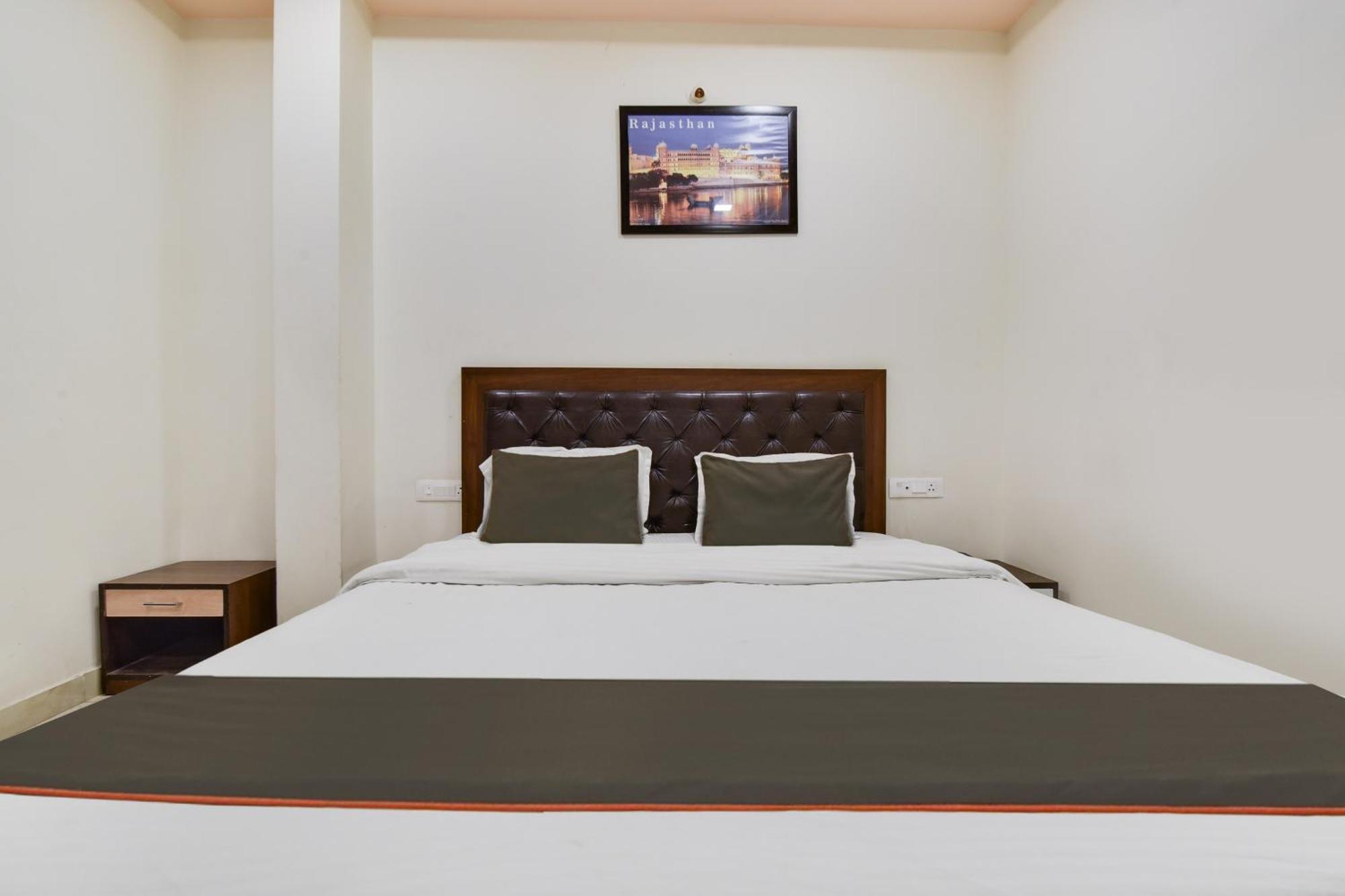 Super Hotel O Ratnam Palace Udaipur Eksteriør bilde
